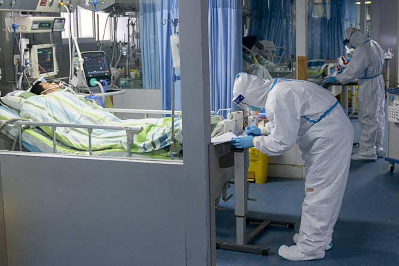 شمار جان باختگان ویروس کرونا در چین به 910 نفر رسید